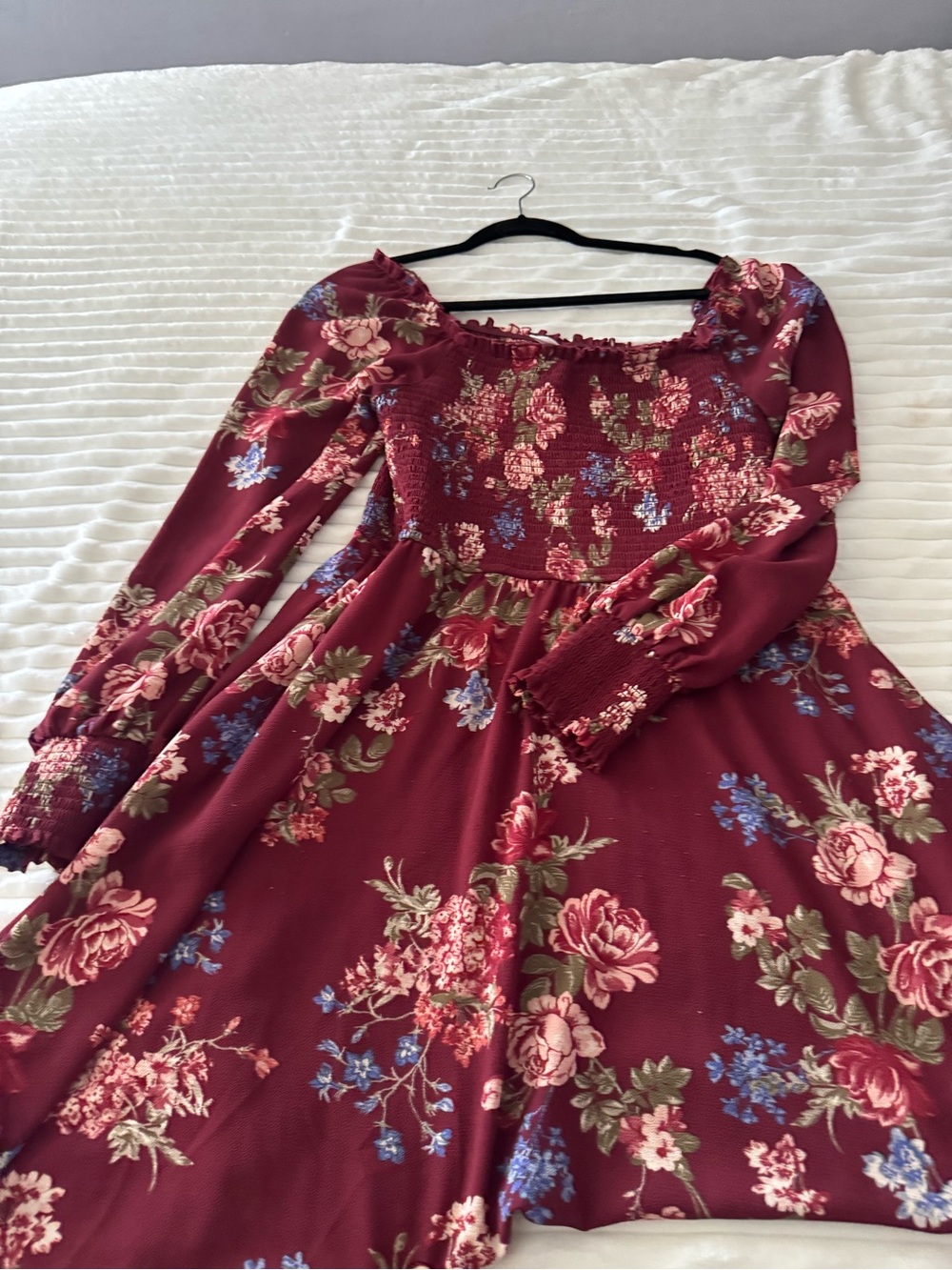 Women’s Long Sleeve Burgundy Floral Autumn Dress - Picture 5 of 8
